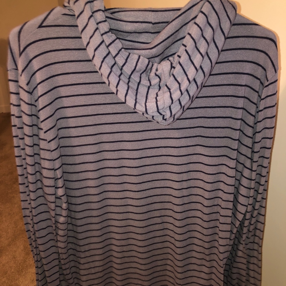 Express Sweatshirt - Picture 3 of 3